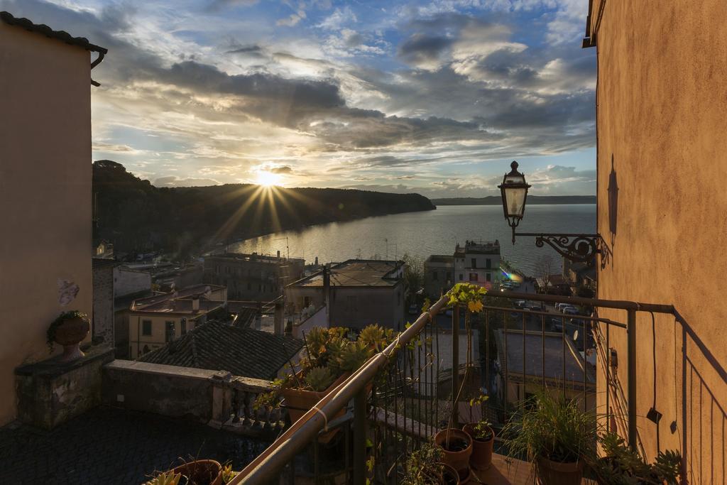 Domus Angularia Hotel Anguillara Sabazia Exterior foto